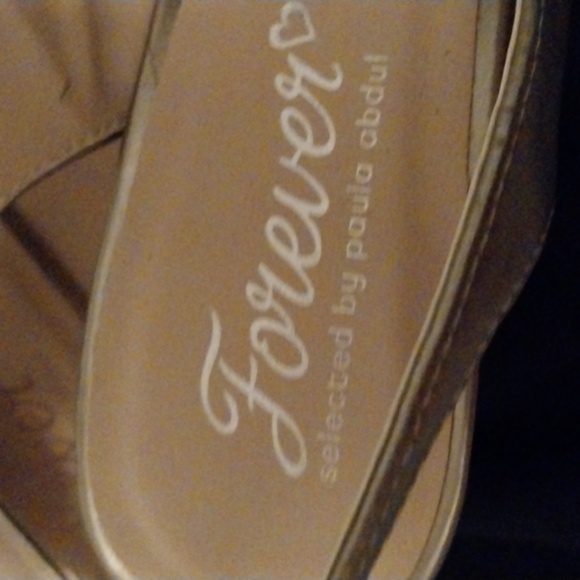 Super cute Sparkly silver heels - Picture 3 of 6